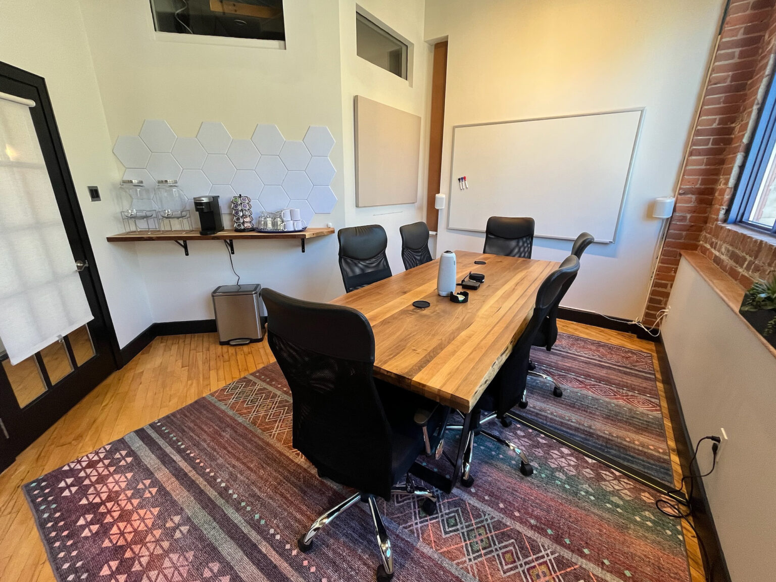 Boardroom 01