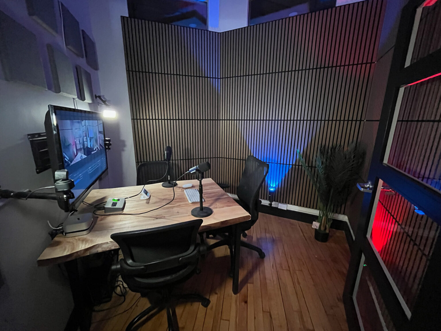 Hub Sep. 28 2025 001